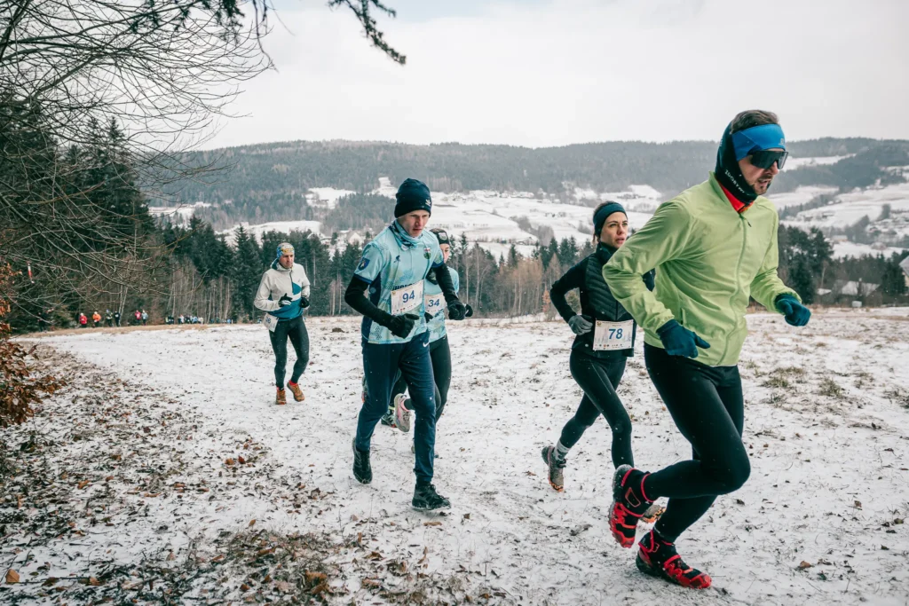 Bieg zimowy- edycja walentynkowa modyń limanowa mogielica Młyńczyska